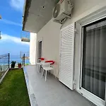 Διαμέρισμα Jona Palase