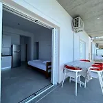 Jona Palase Dhërmi