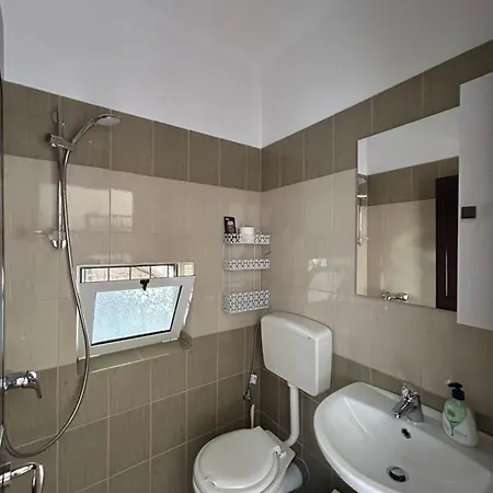 Jona Palase Appartement