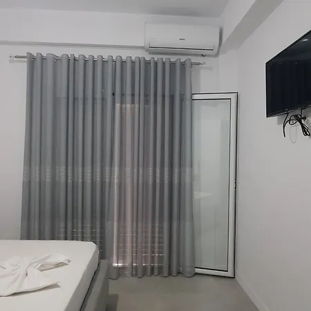 Apartman Jona Palase *