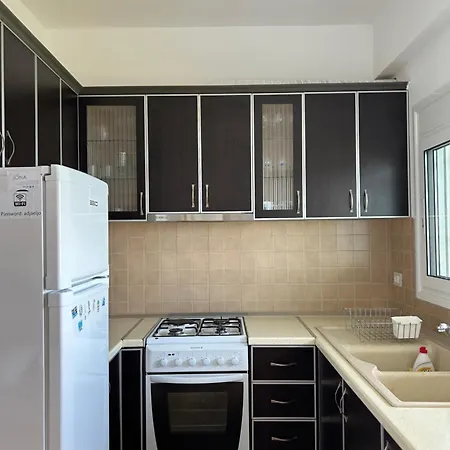 Jona Palase Apartment Dhermi