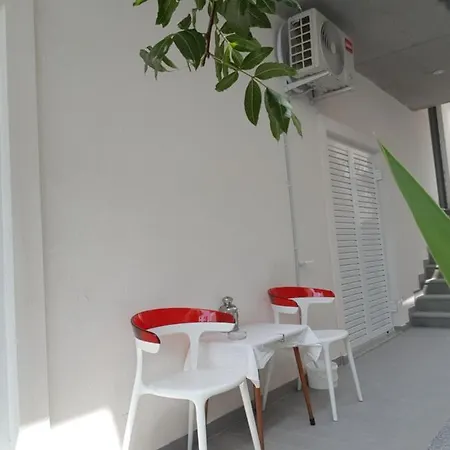 Apartment Jona Palase Dhermi