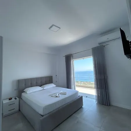 Jona Palase Apartment